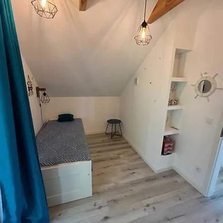 Holiday home Nad Jeziorem - *