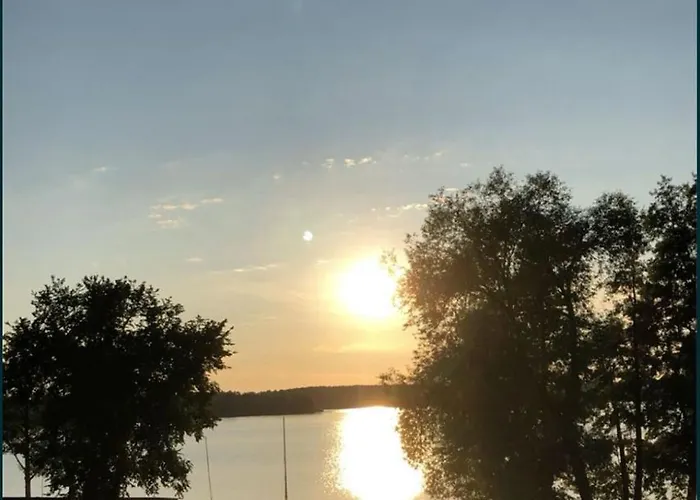 Nad Jeziorem - Kretowiny